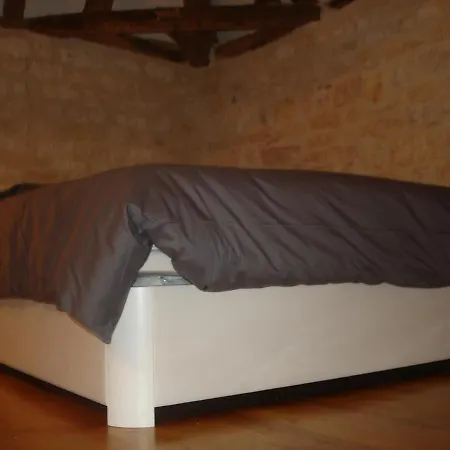 Le Pigeonnier カントリーハウス Virac